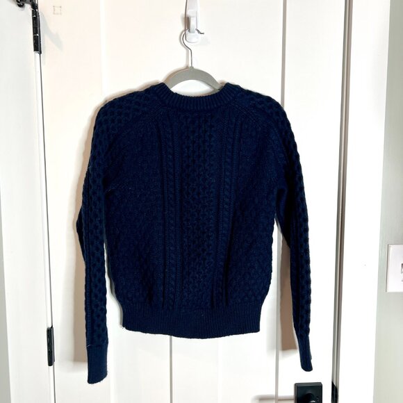 J. Crew Navy Blue Popcorn Cable Knit Crew Neck Sweater Lamb's Wool Blend Size M - Picture 6 of 6